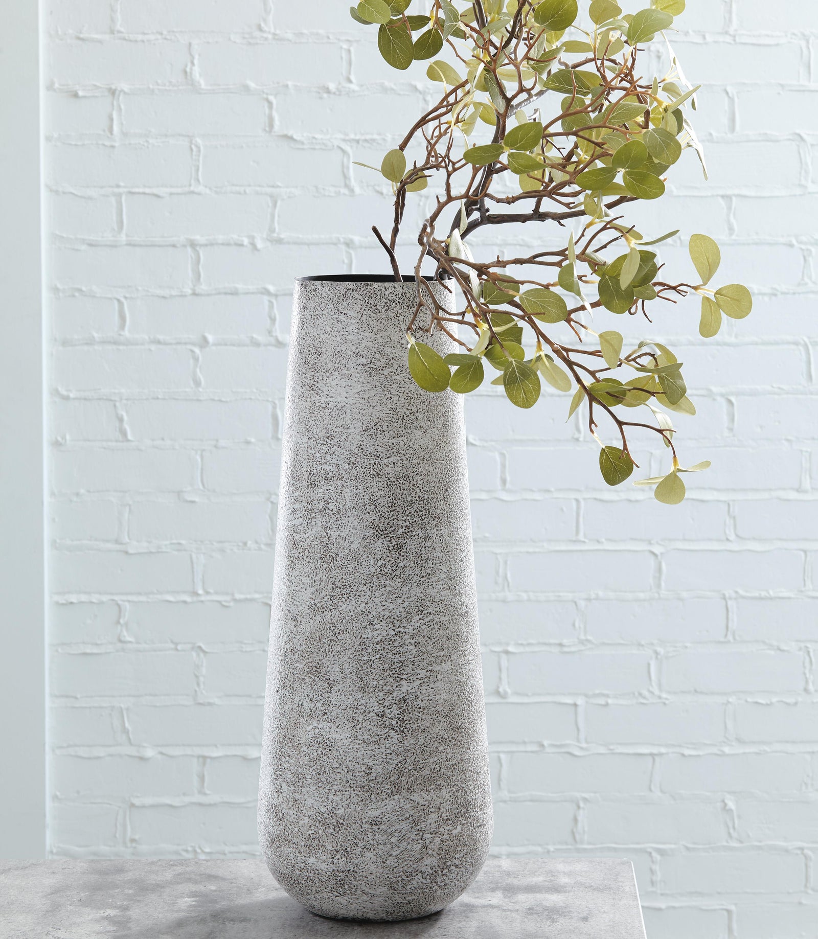Fynn Vase - White (2)