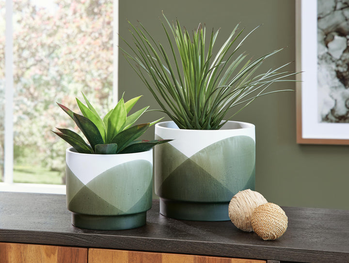 Ardenridge Planter (Set of 2) - Green (2)