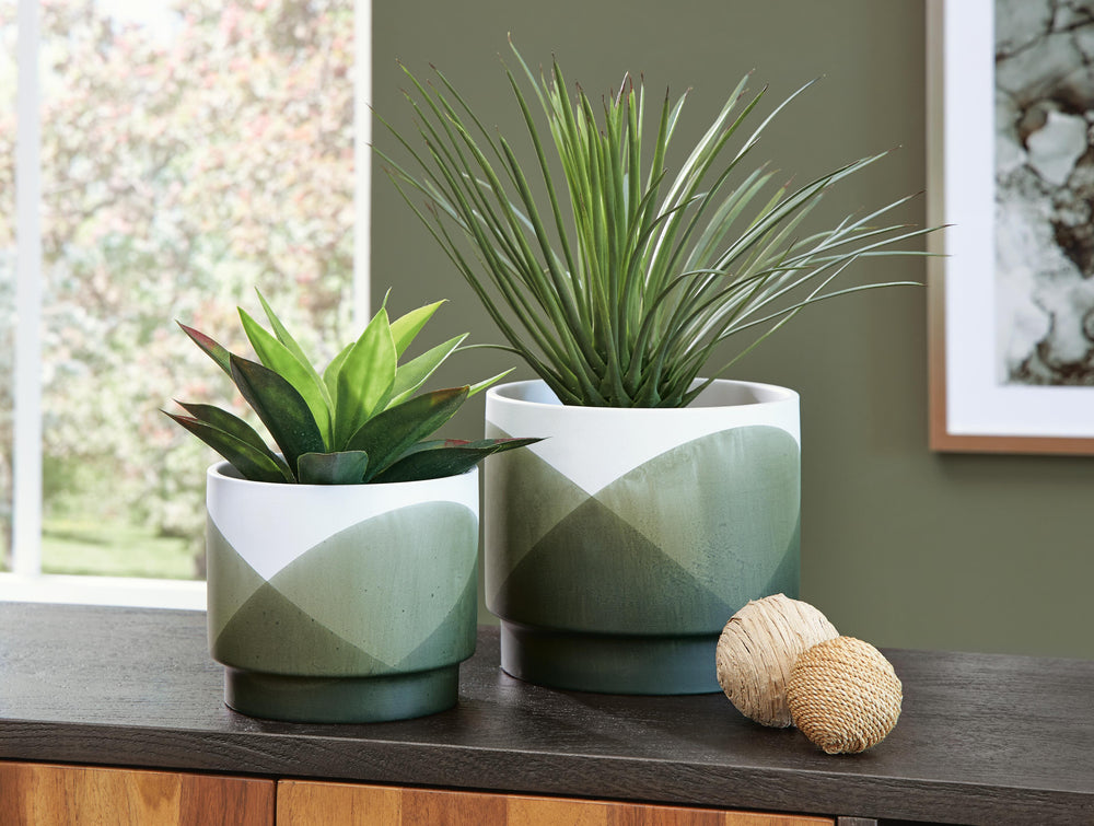 Ardenridge Planter (Set of 2) - Green (2)