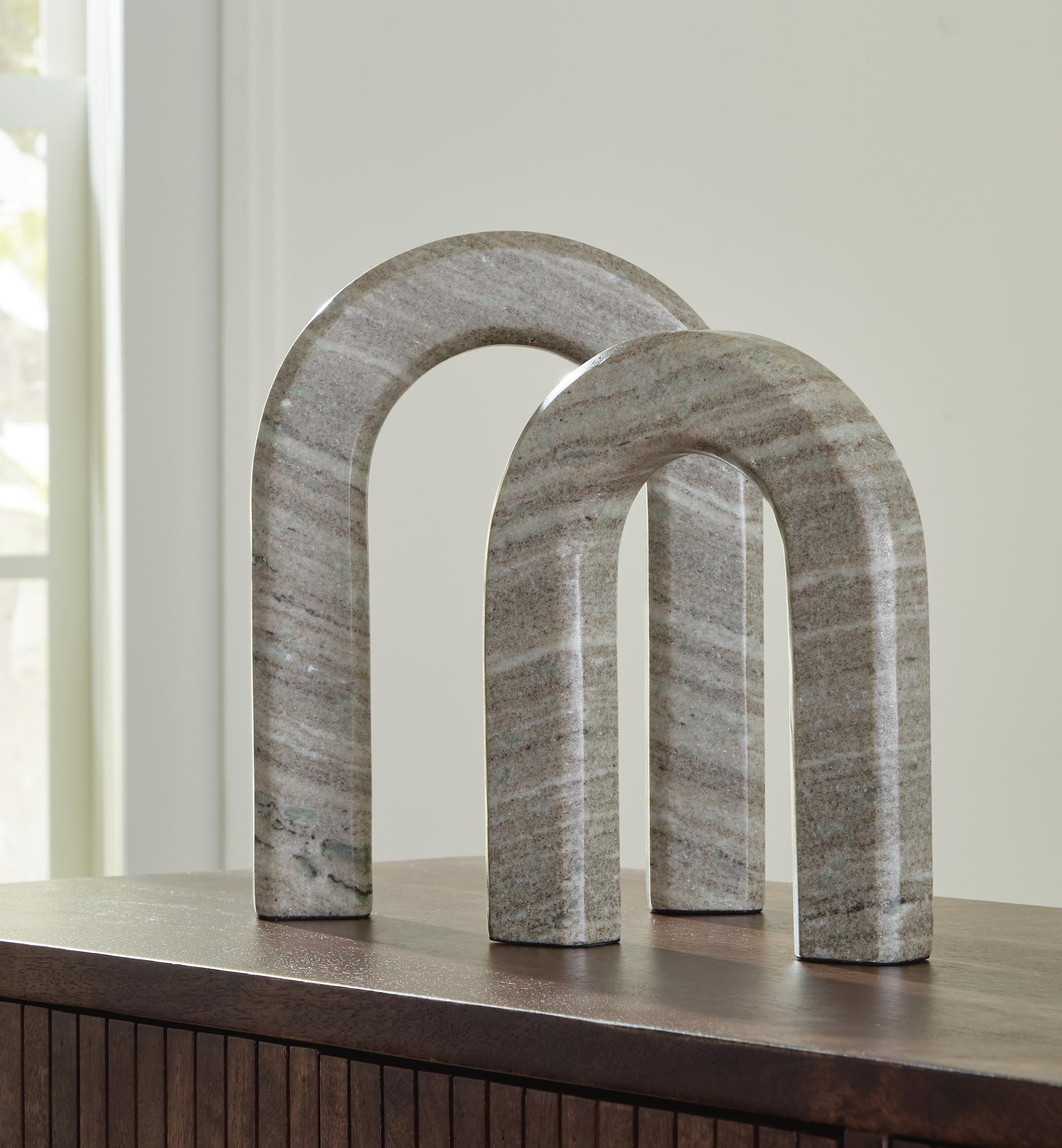 Keithton Sculpture Set (Set of 2) - Light Brown (2)