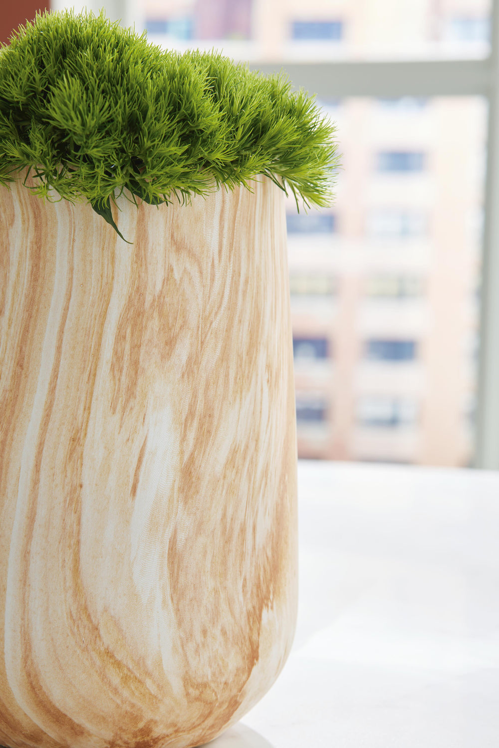 Cammen Vase - Tan/White (3)
