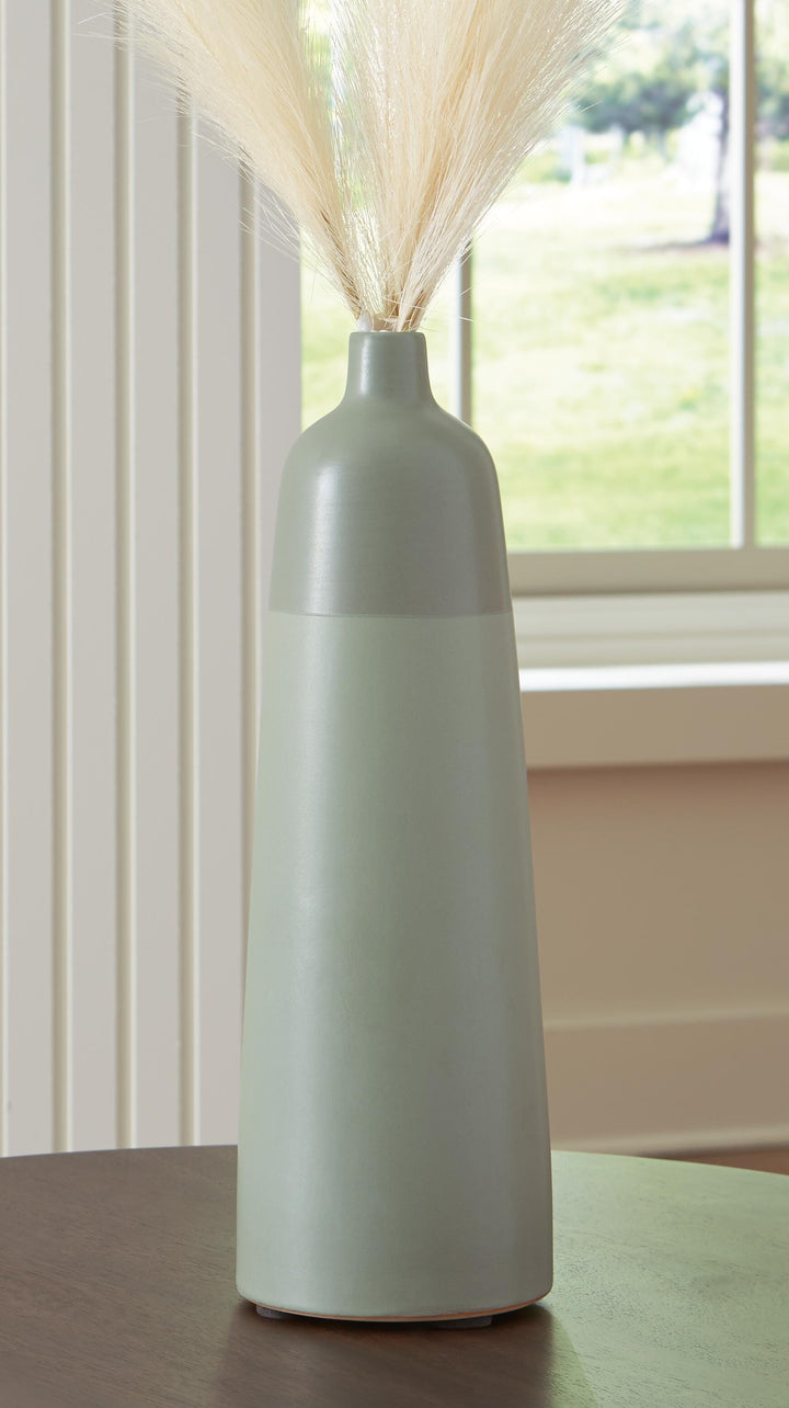Peerland Vase - Sage Green (2)