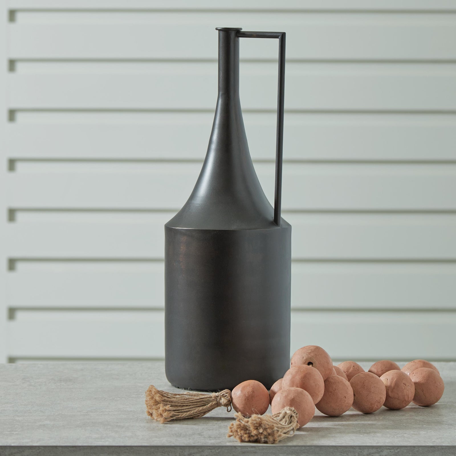 Zainforth Vase - Dark Brown (2)