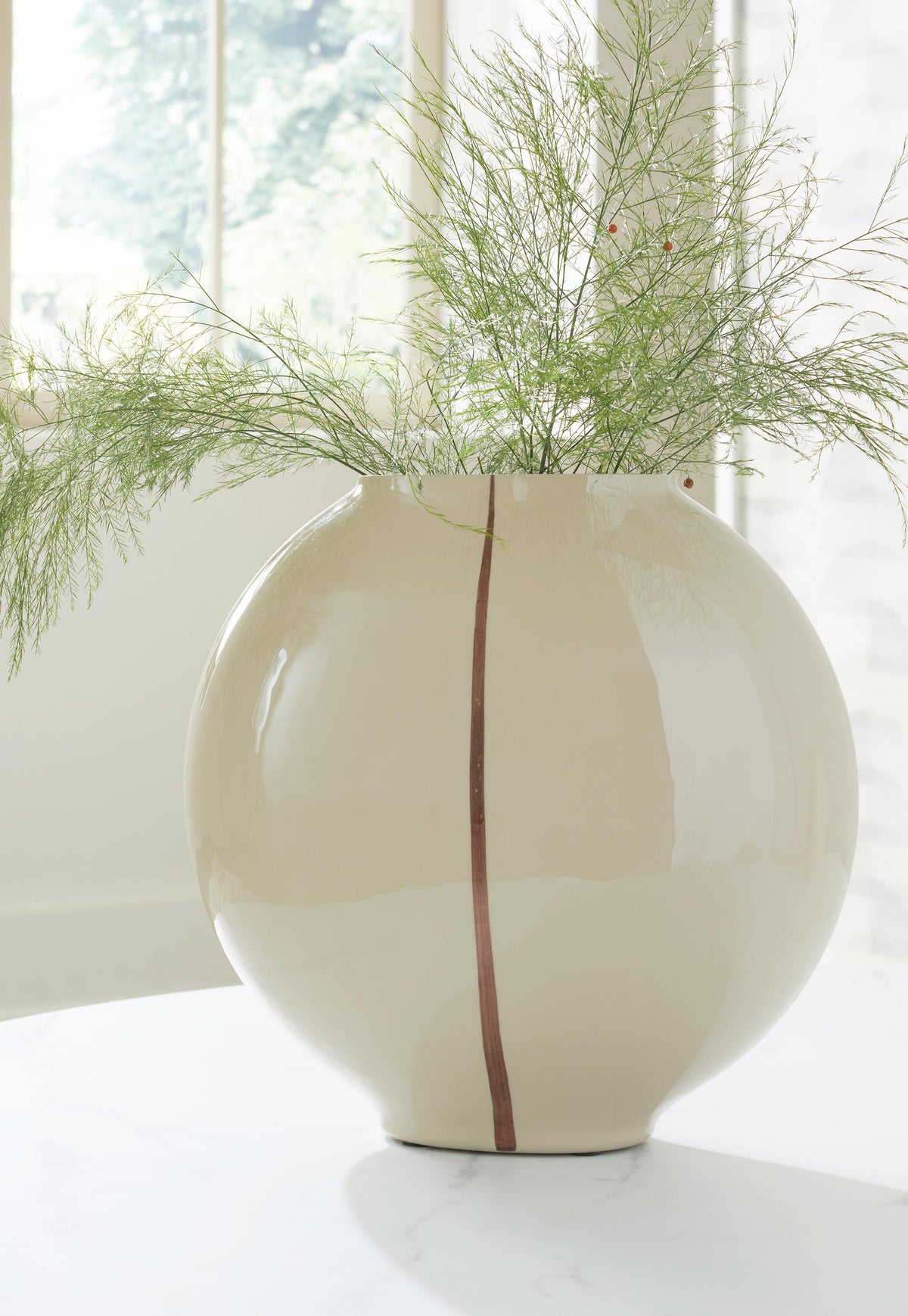 Sheabourne Vase - Cream (2)