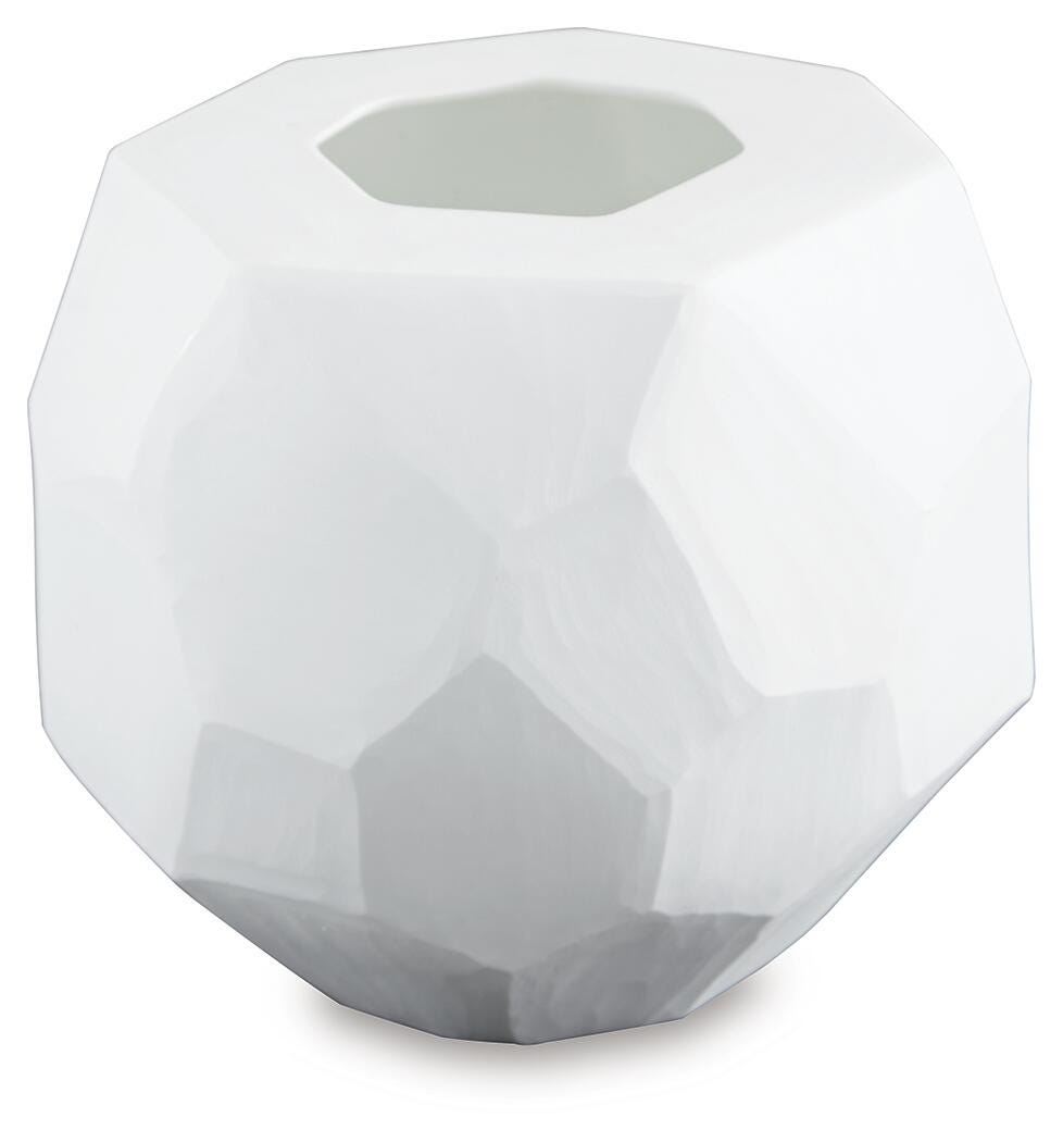 Karenton Vase - White (1)