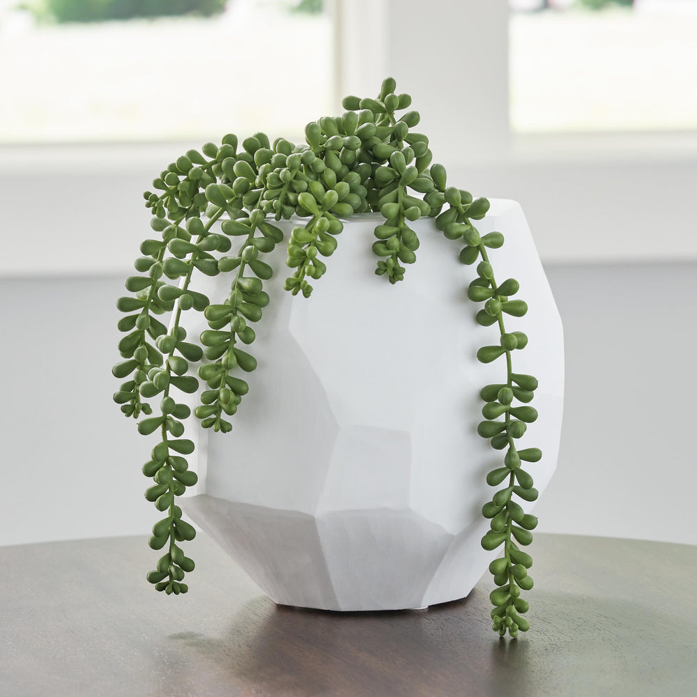 Karenton Vase - White (2)