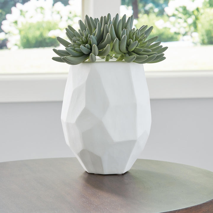 Karenton Vase - White (2)