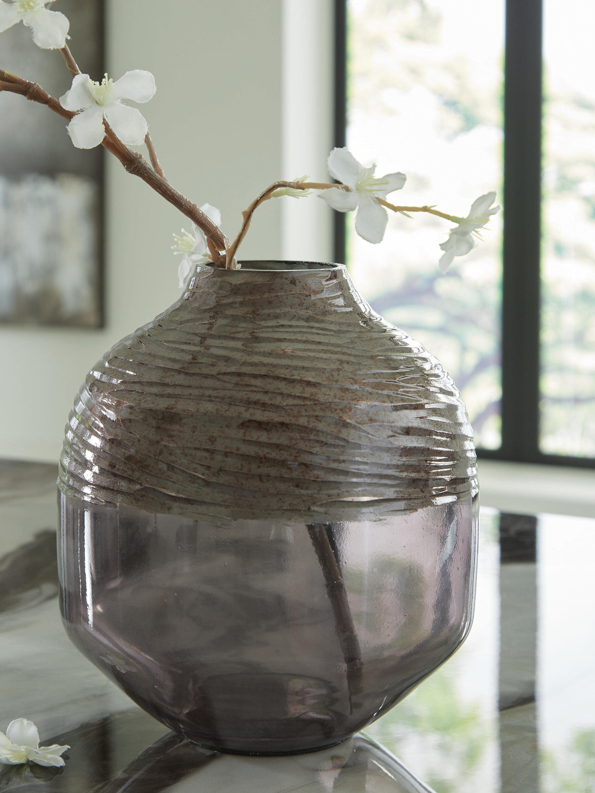 Harpwick Vase - Iridescent Gray (2)