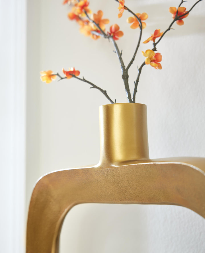 Lawtonville Vase - Antique Gold Finish (4)
