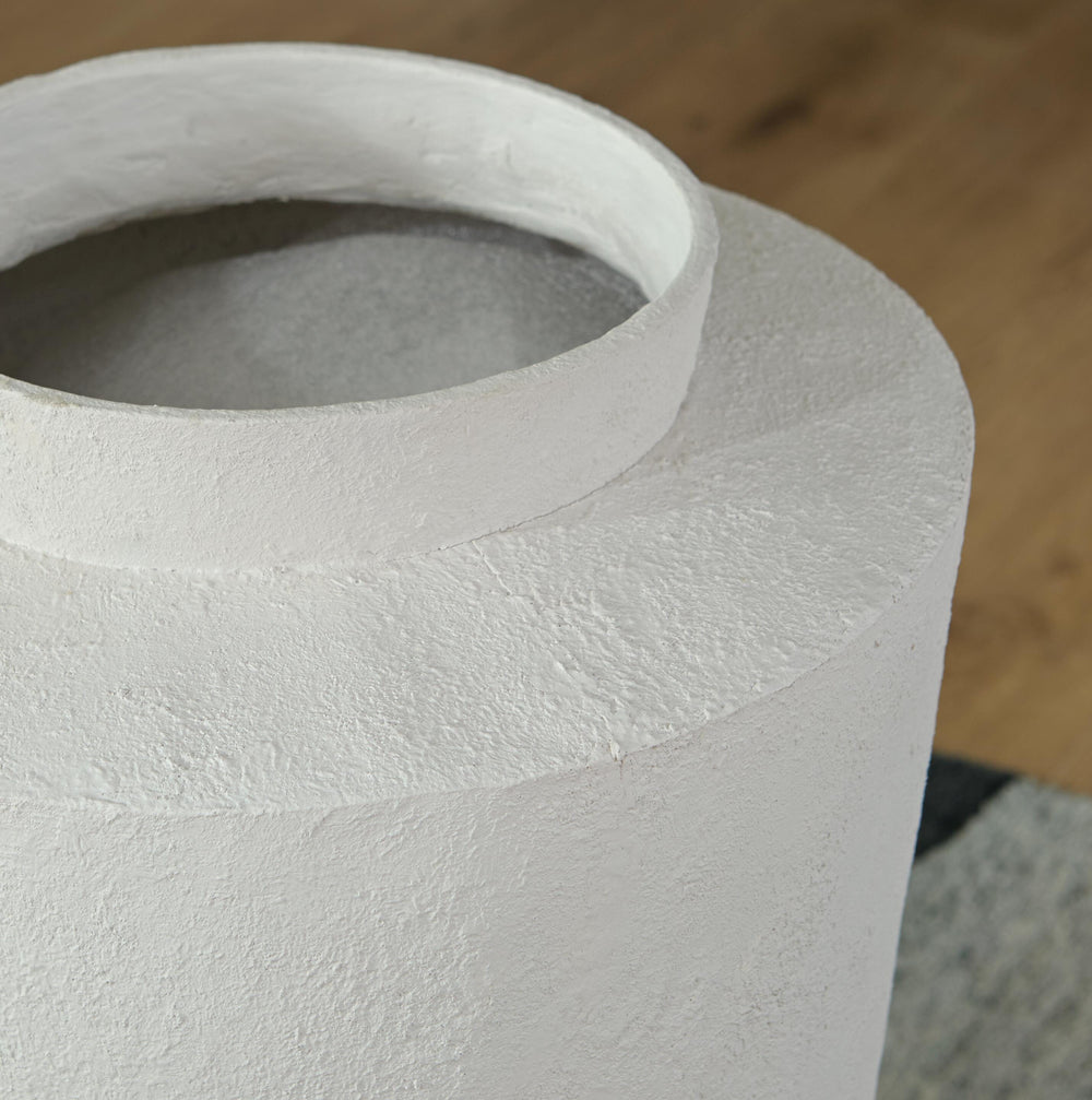 Flurinworth Vase - Cream (4)