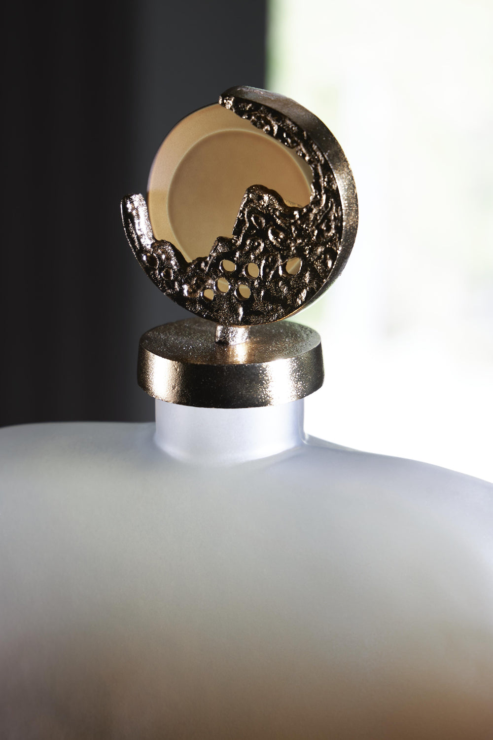 Acario Jar - Taupe/Gold Finish (4)