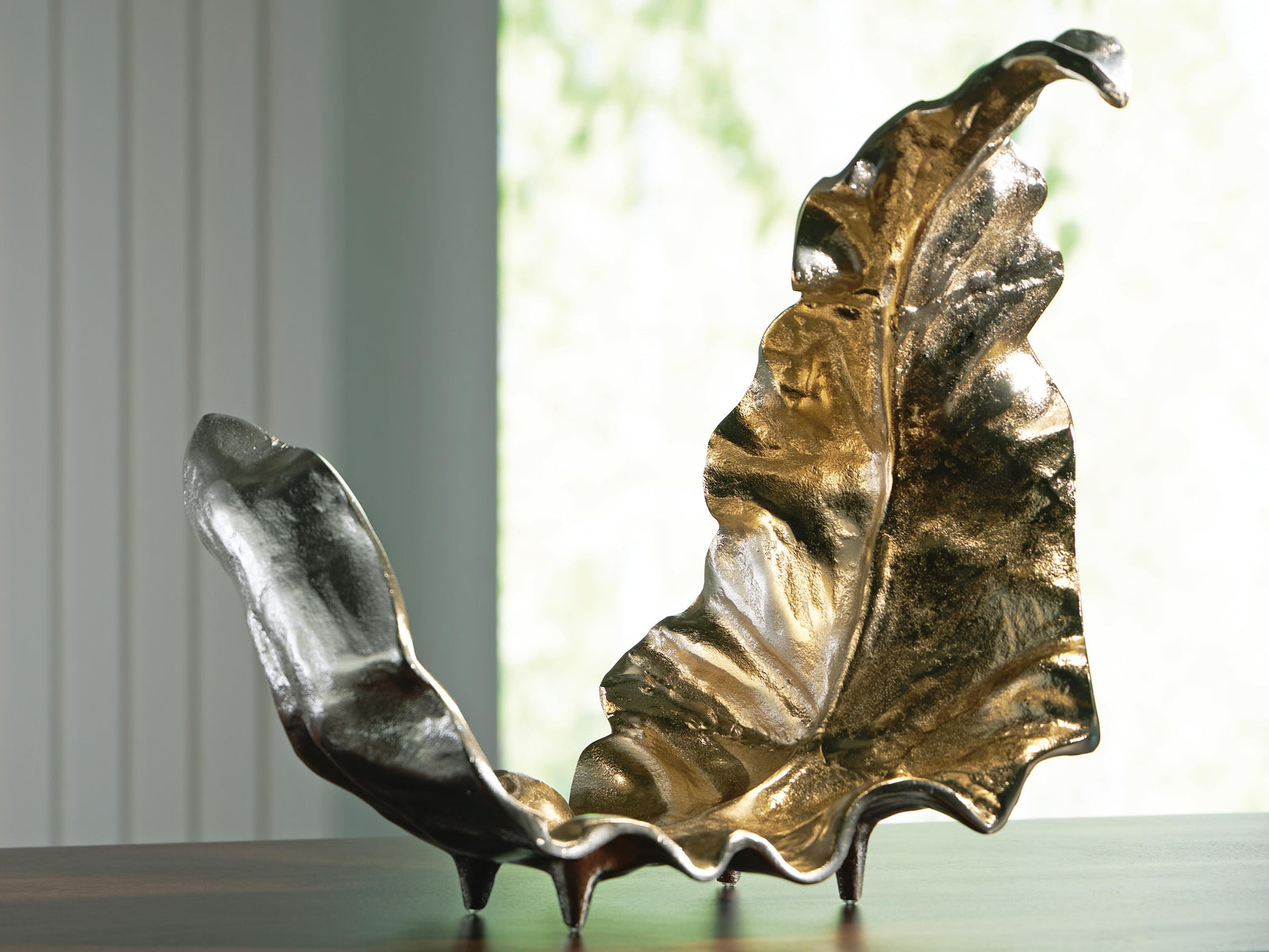 Darinsen Sculpture - Gold (2)
