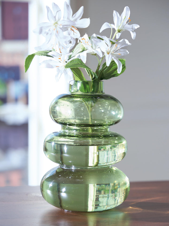 Renethorne Vase - Green (2)