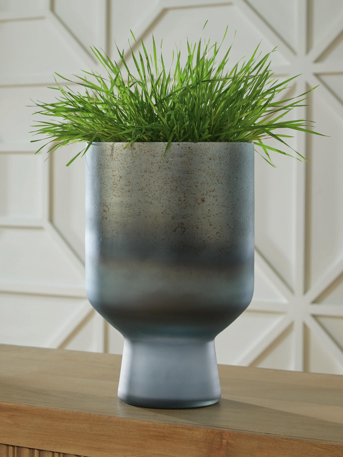 Pennmore Vase - Antique Blue (2)