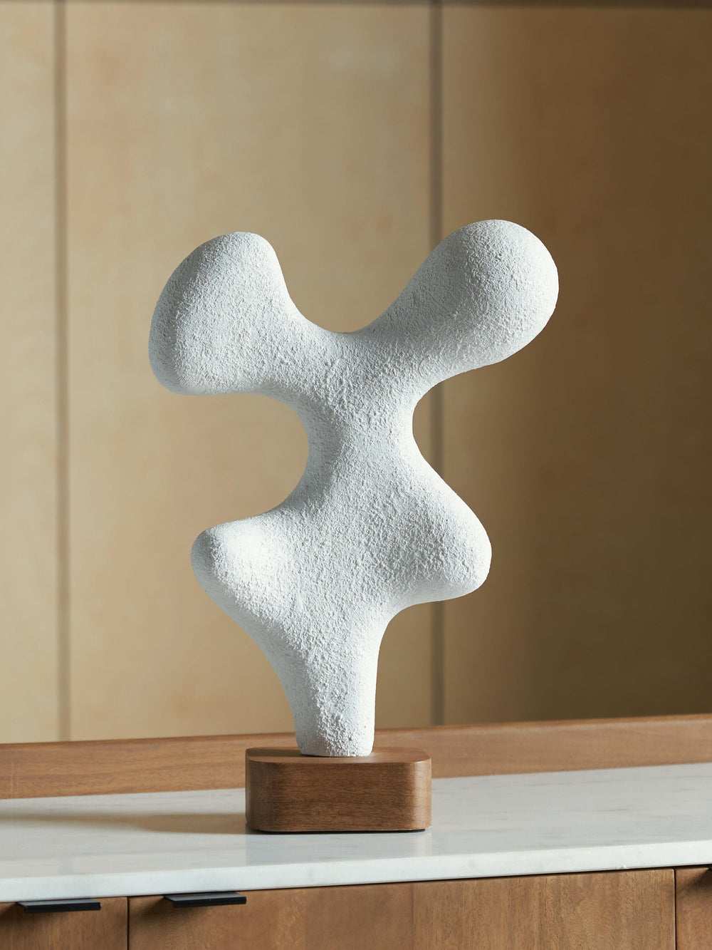 Lavarsen Sculpture - White/Brown (2)