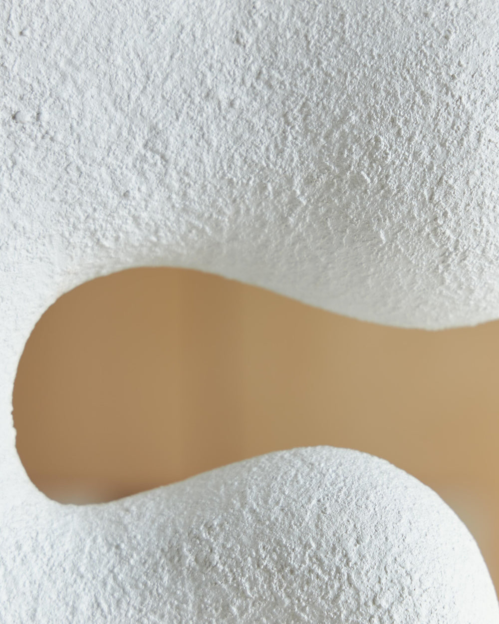Lavarsen Sculpture - White/Brown (4)
