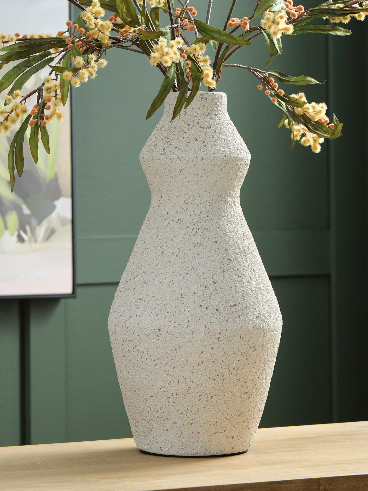 Dawthorne Vase - Cream (2)