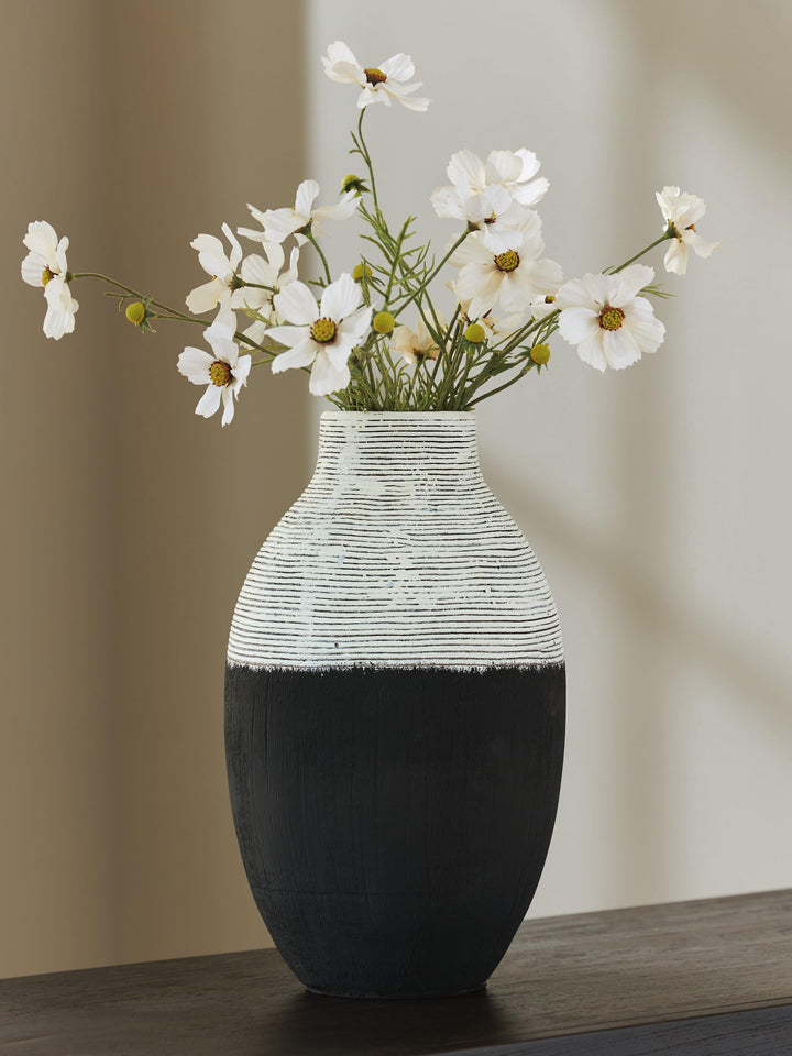 Girtha Vase - Antique White/Black (2)
