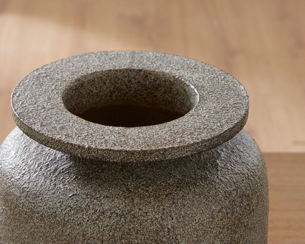 Jedwick Vase - Gray/Brown (4)