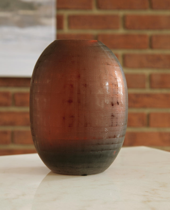 Embersen Vase - Amber (2)