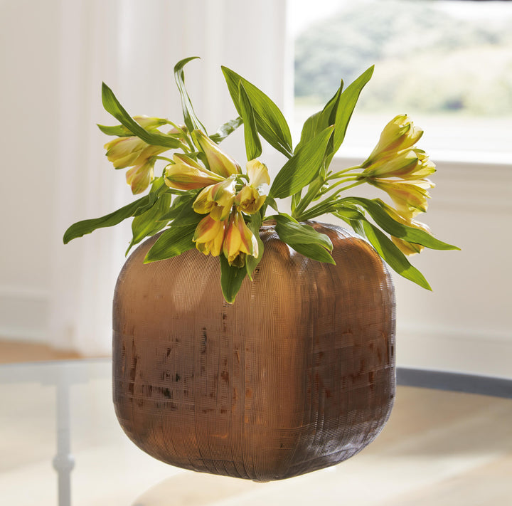 Capard Vase - Brown (2)