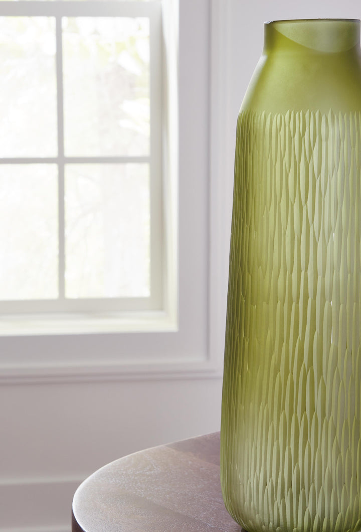 Scottyard Vase - Olive Green (3)