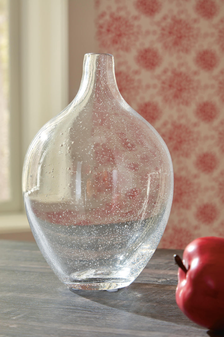 Kurthorne Vase - Clear (3)