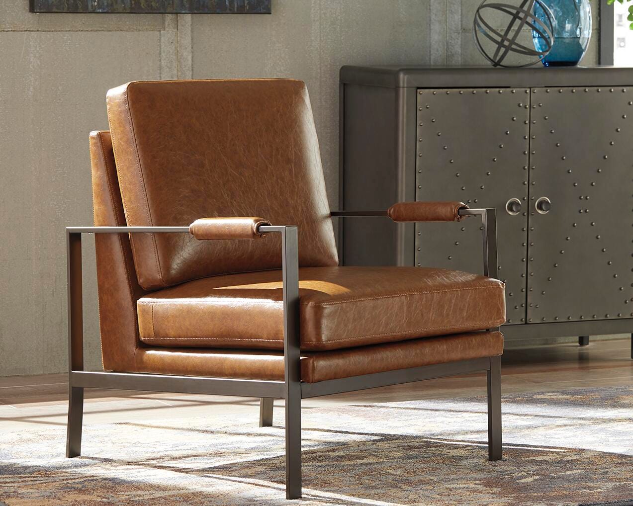 Peacemaker Accent Chair - Dark Brown (2)