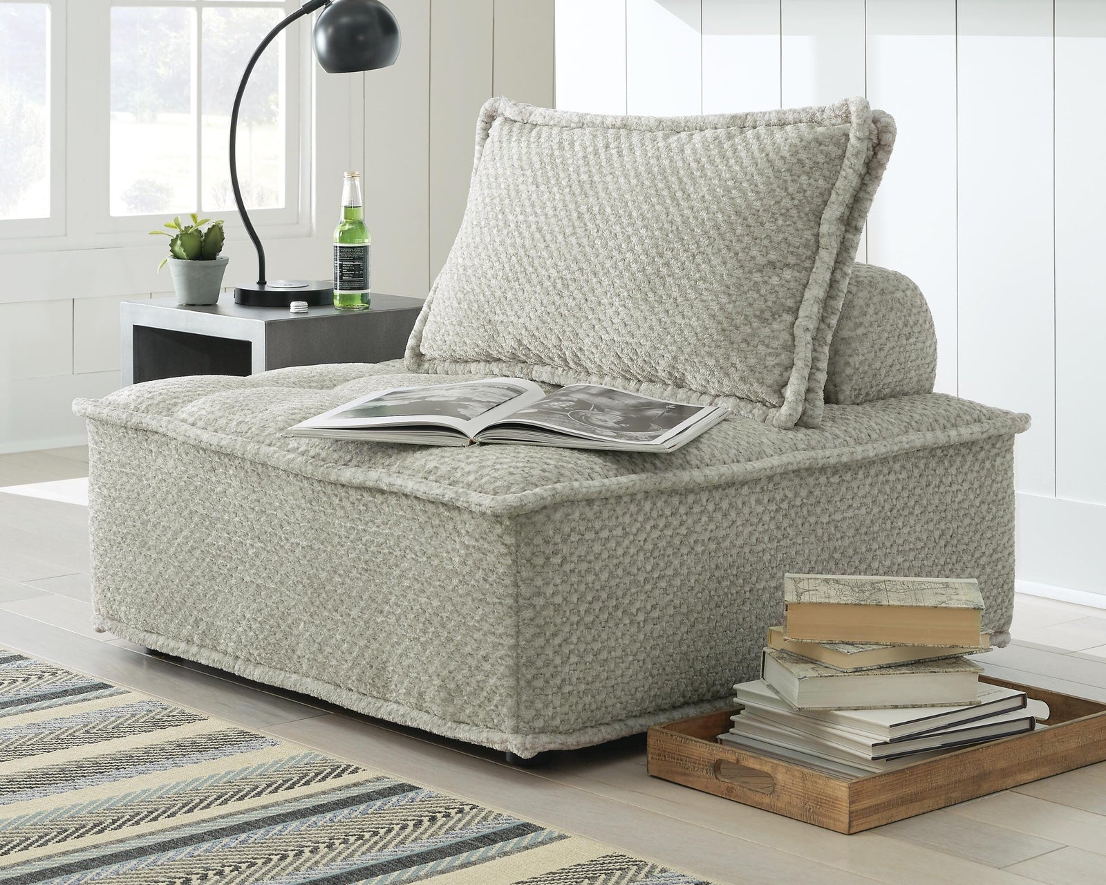 Bales Accent Chair - Light Brown (2)