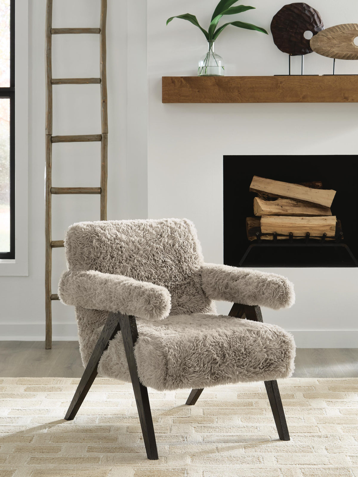 Goda Accent Chair - Mocha (2)