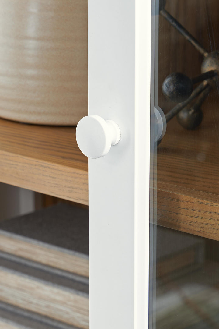 Dagandale Accent Cabinet - White (6)