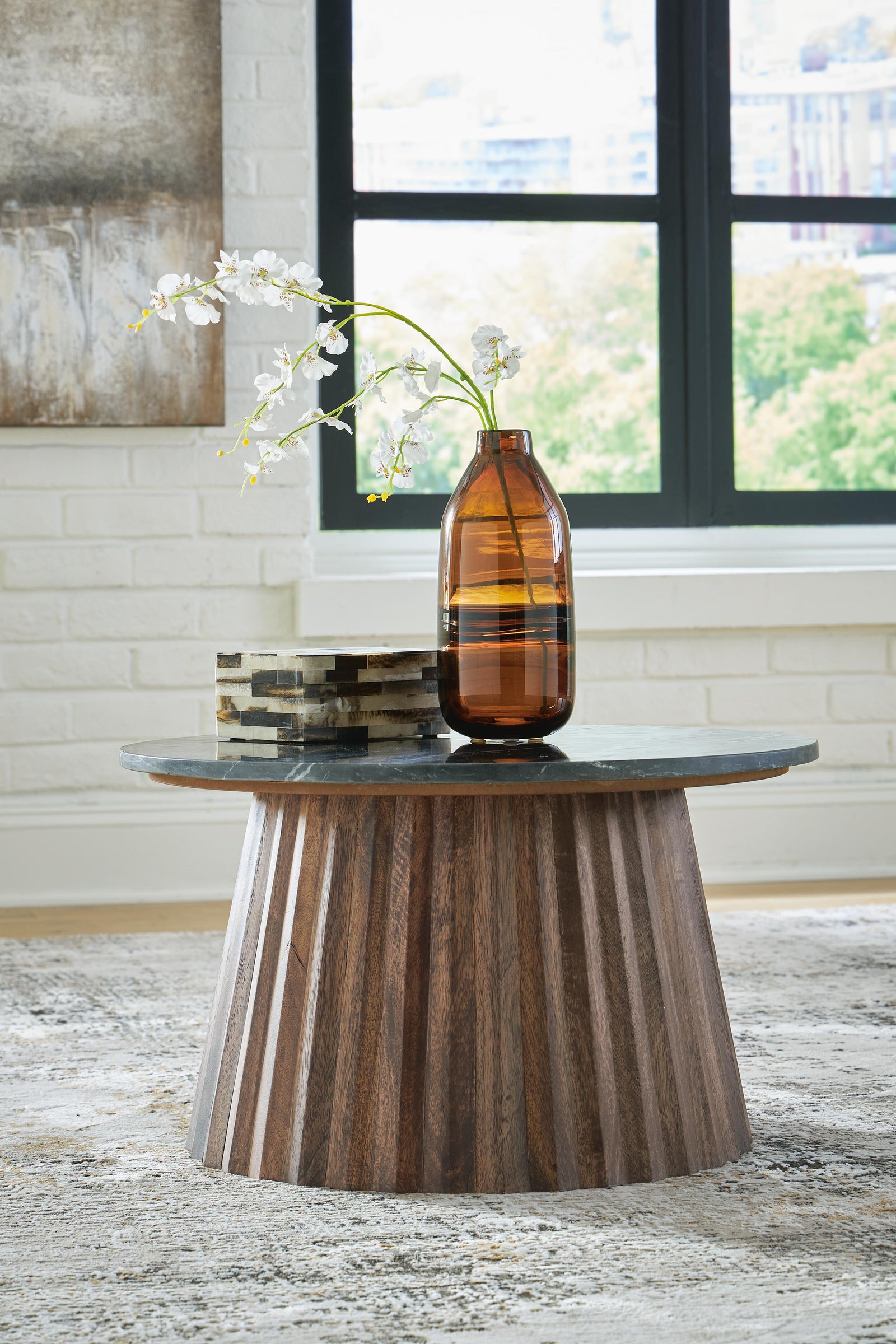 Ceilby Accent Coffee Table - Dark Brown (2)