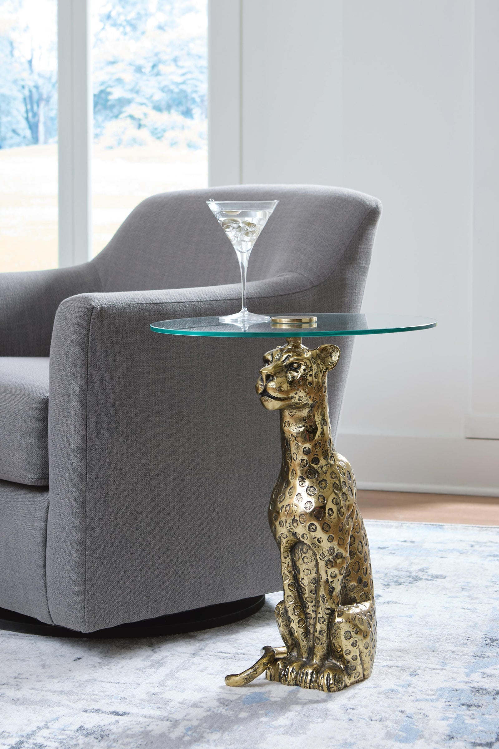 Vallain Accent Table - Gold (2)
