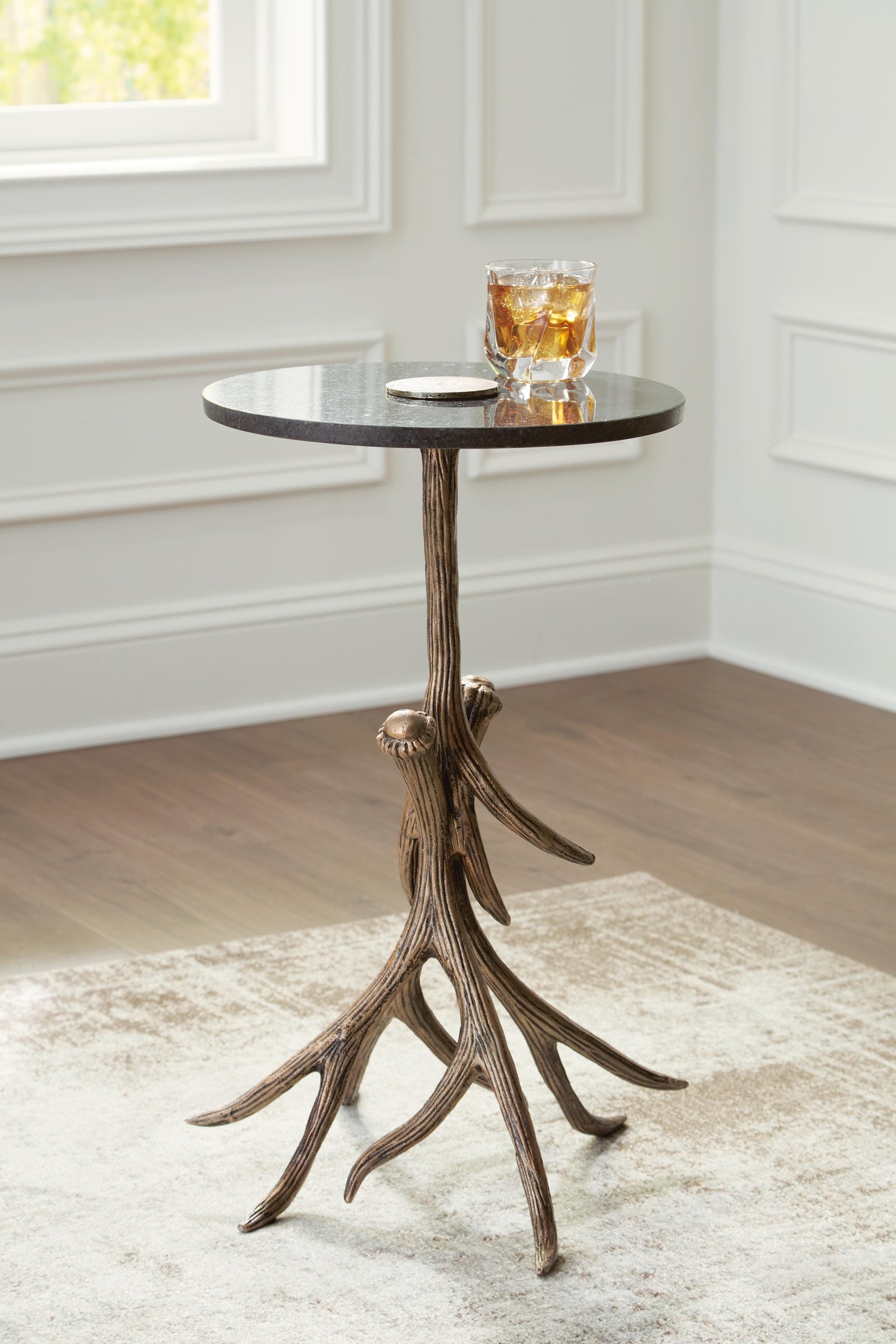 Lemkins Accent Table - Gold (2)