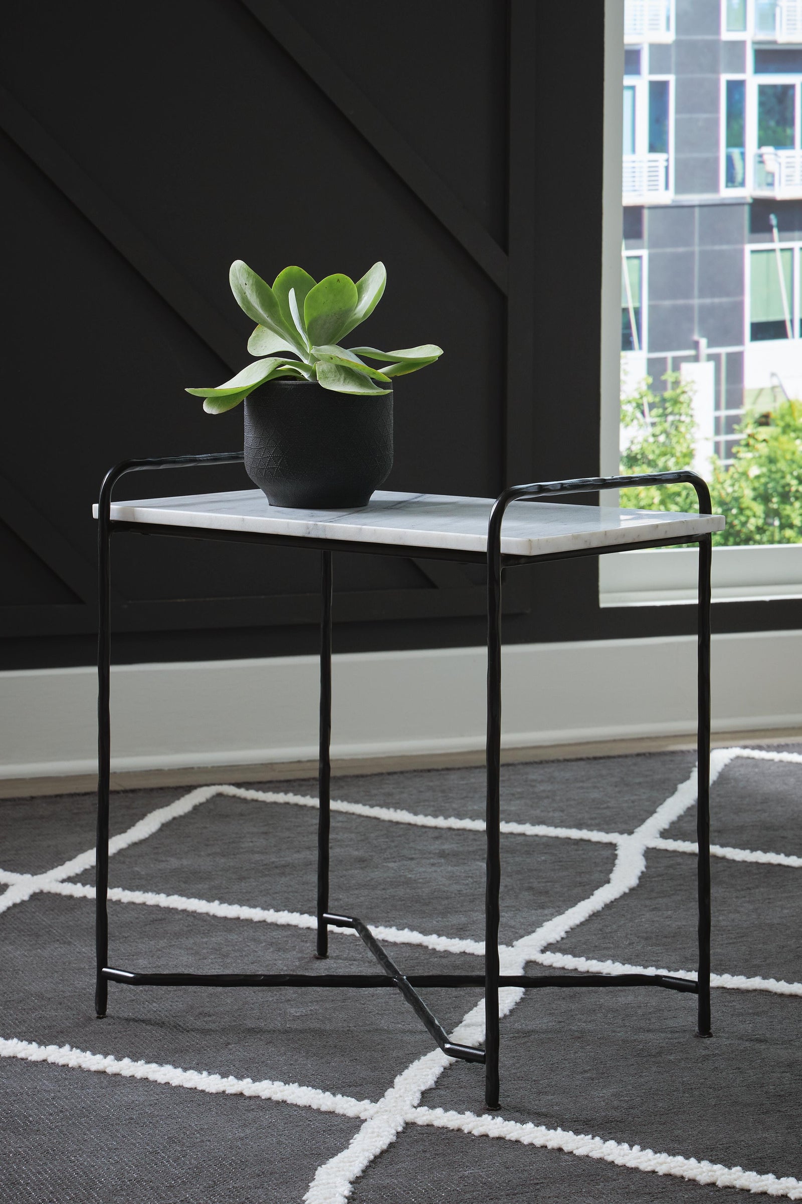 Ashber Accent Table - White (2)