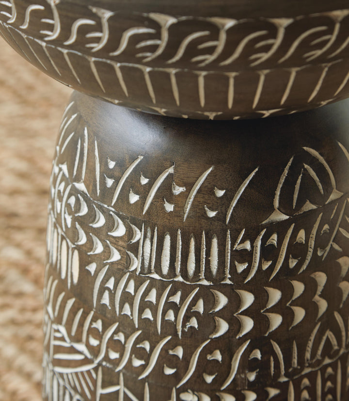 Hadcher Accent Table - Light Brown (5)