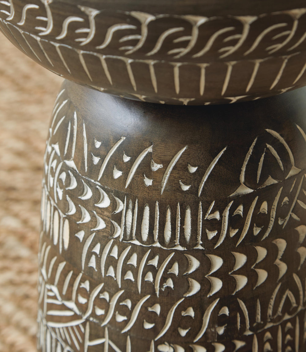 Hadcher Accent Table - Light Brown (5)