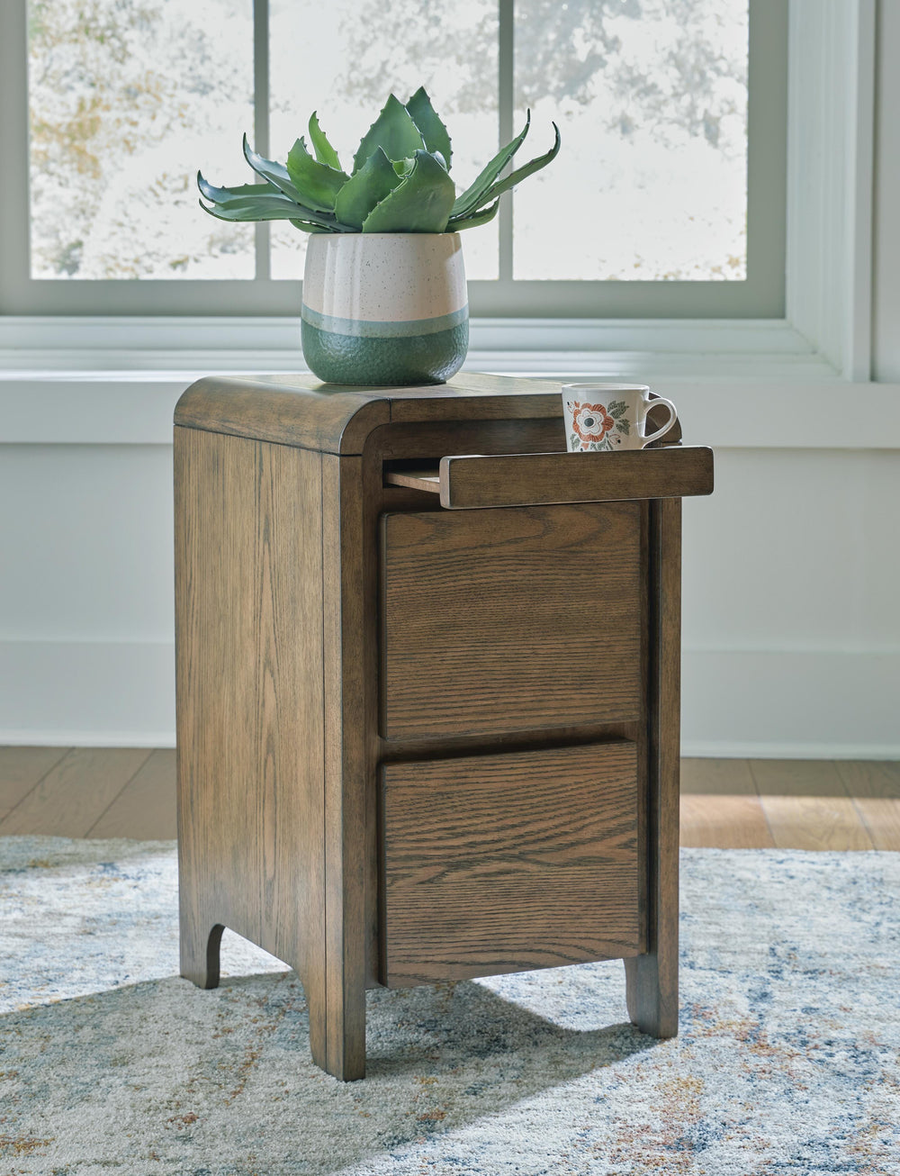Jensworth Accent Table - Dark Brown (7)