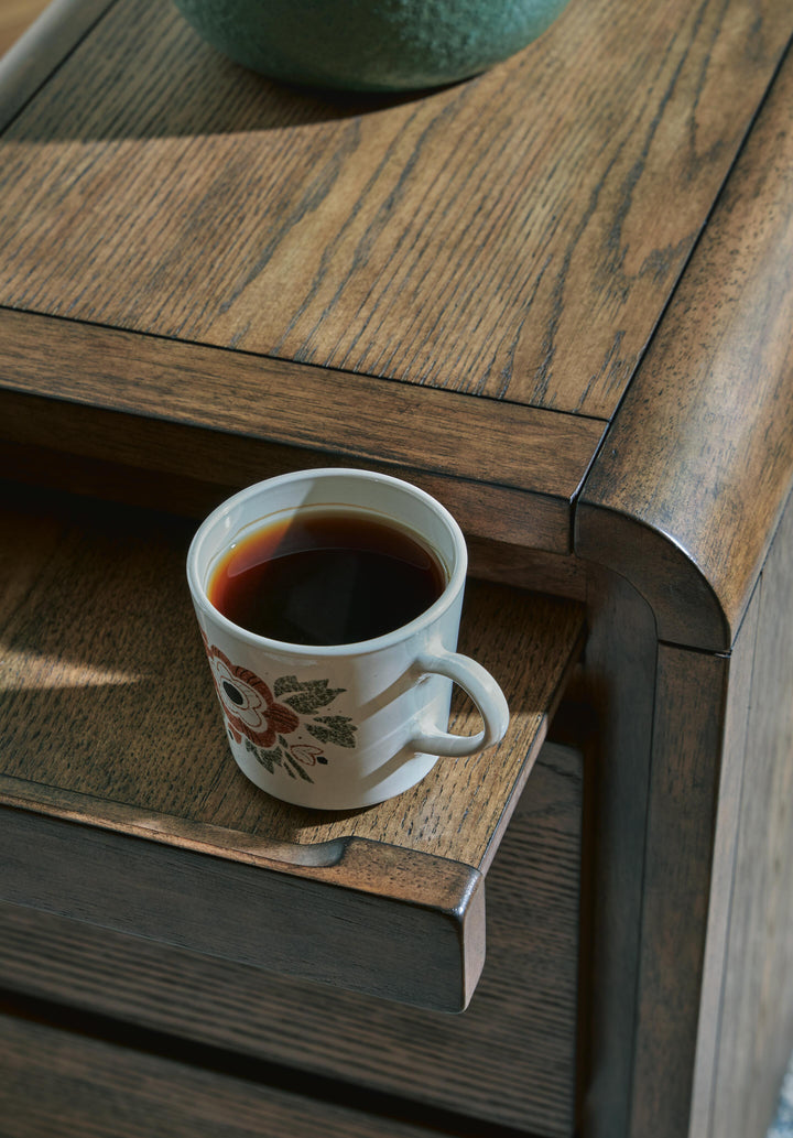 Jensworth Accent Table - Dark Brown (10)