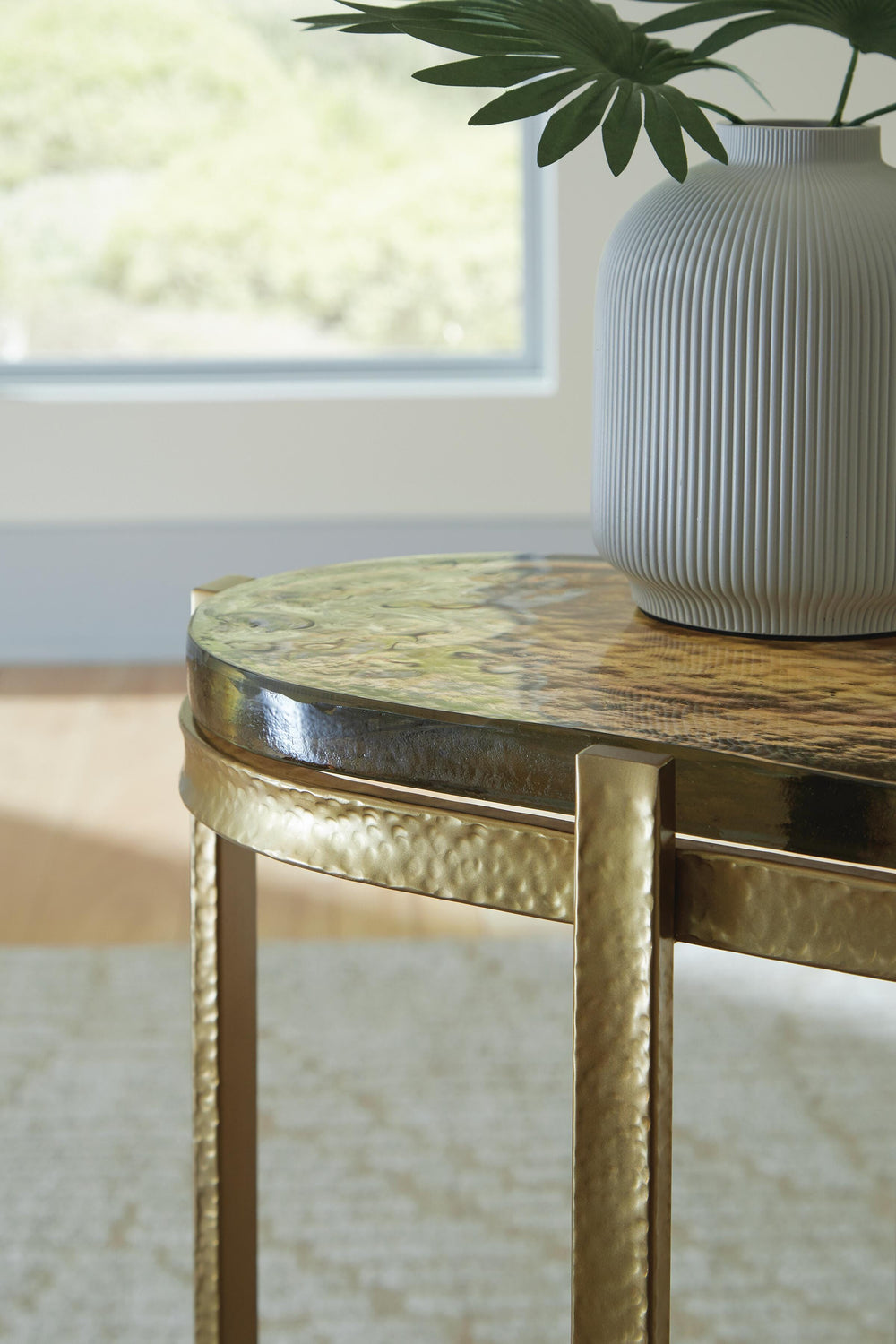 Porterville Accent Table - Gold (4)