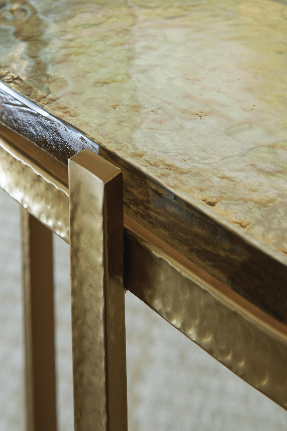 Porterville Accent Table - Gold (5)
