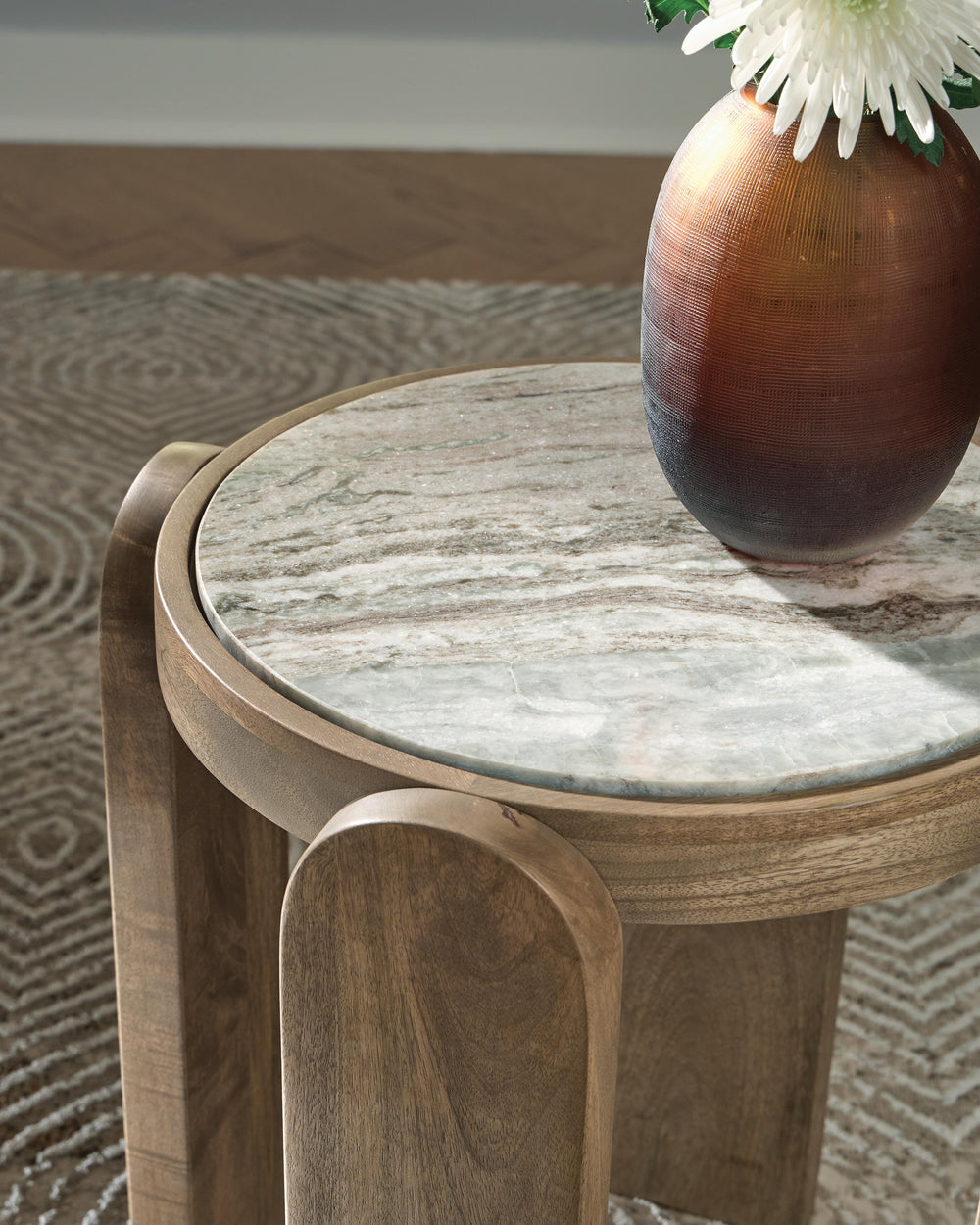 Gavrilley Accent Table - Light Brown (4)