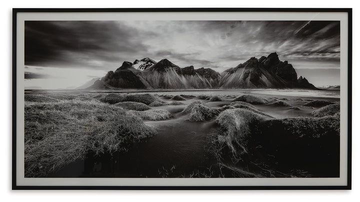 Delstone Wall Art - Black (1)