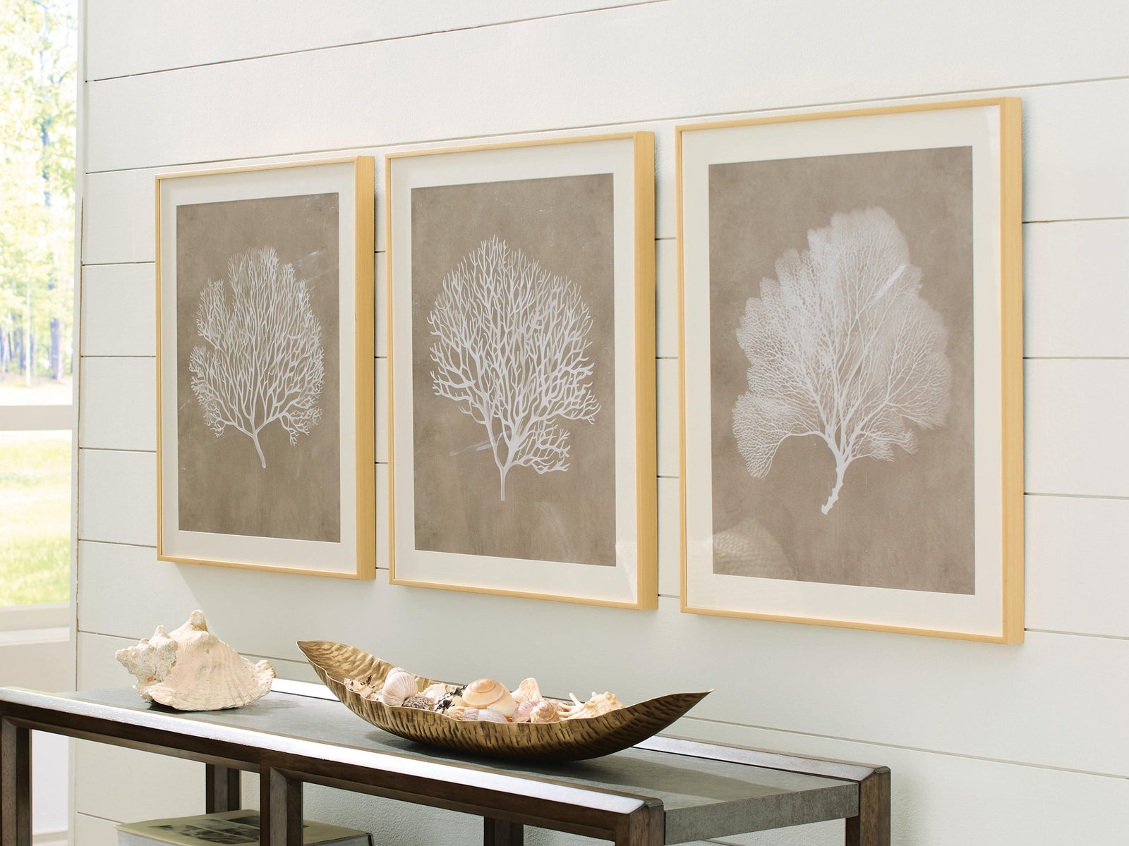 Hendridge Wall Art (Set of 3) - Light Brown (2)