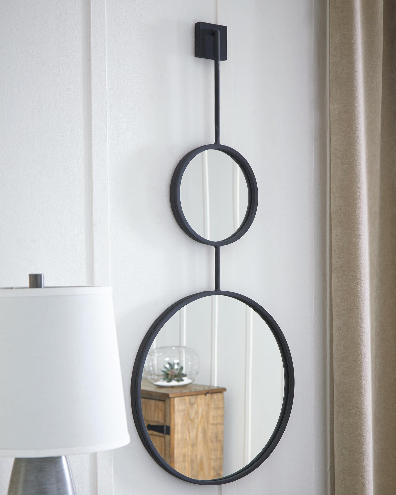 Brewer Accent Mirror - Black (2)