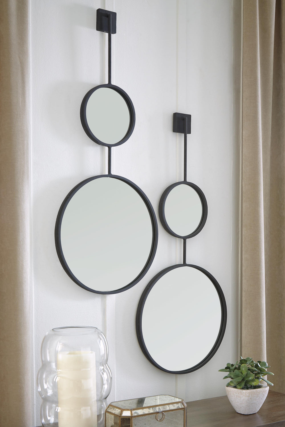 Brewer Accent Mirror - Black (4)