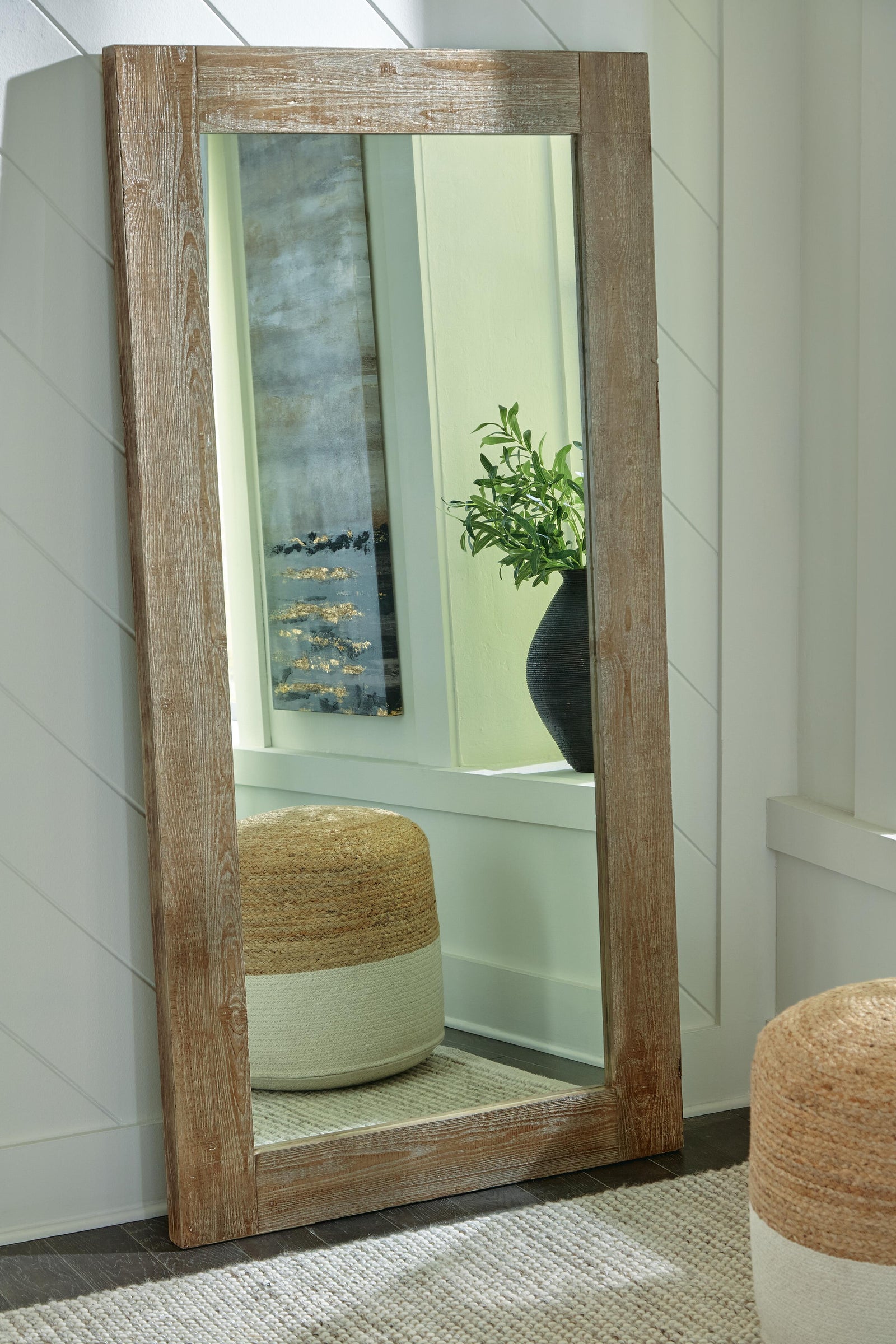 Waltleigh Floor Mirror - Dark Brown (2)
