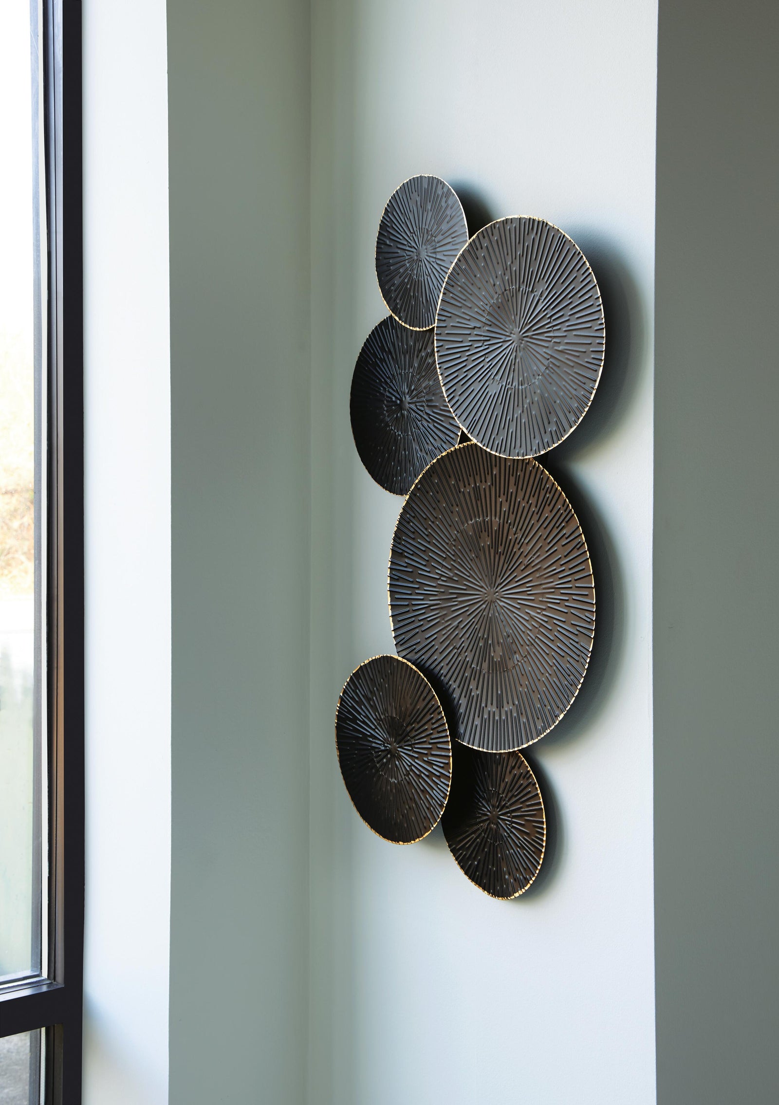 Rhetlen Wall Decor - Black (2)