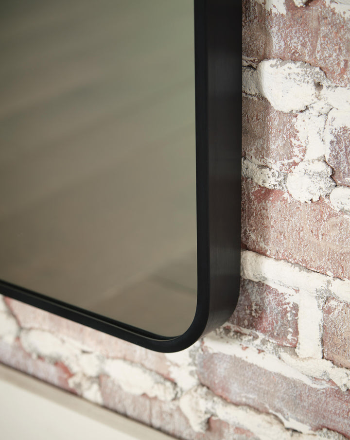 Sethall Floor Mirror - Black (7)