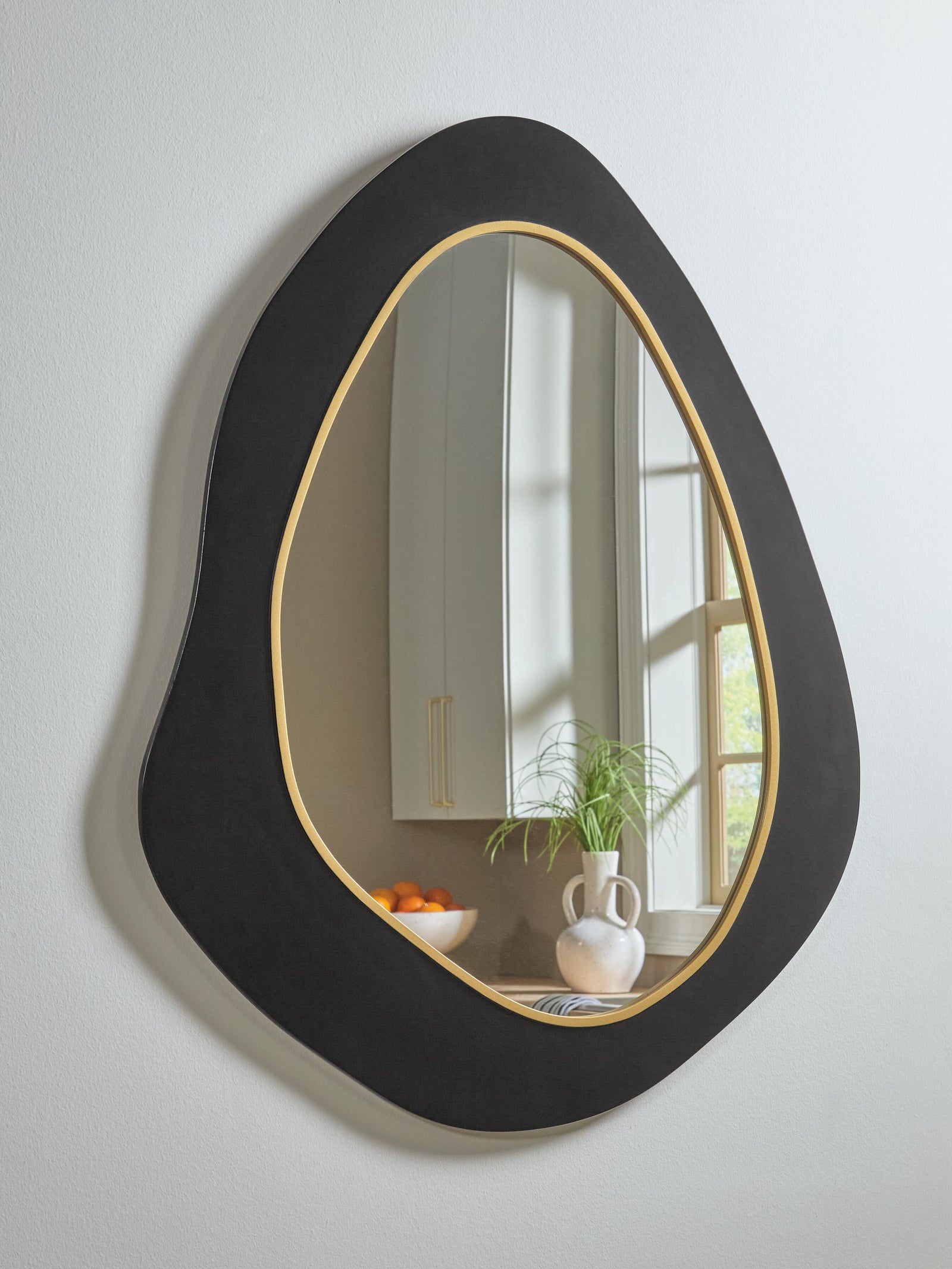 Kierlock Accent Mirror - Black (2)